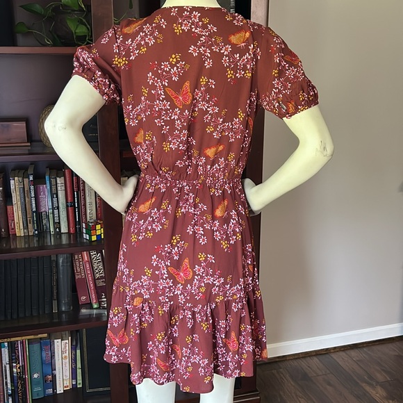 Madewell Ruffle-Wrap Dress in Windowbox Floral - Picture 7 of 9